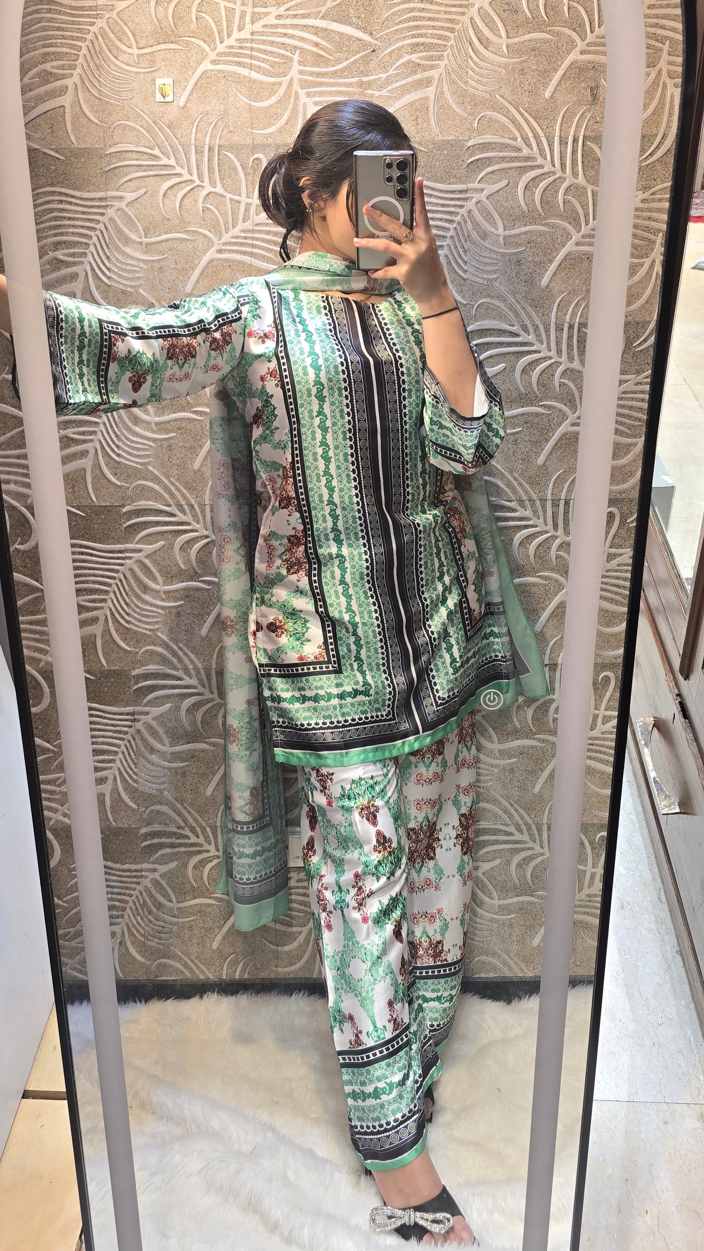 GREEN AURA (3 pc japan satin cord swt)