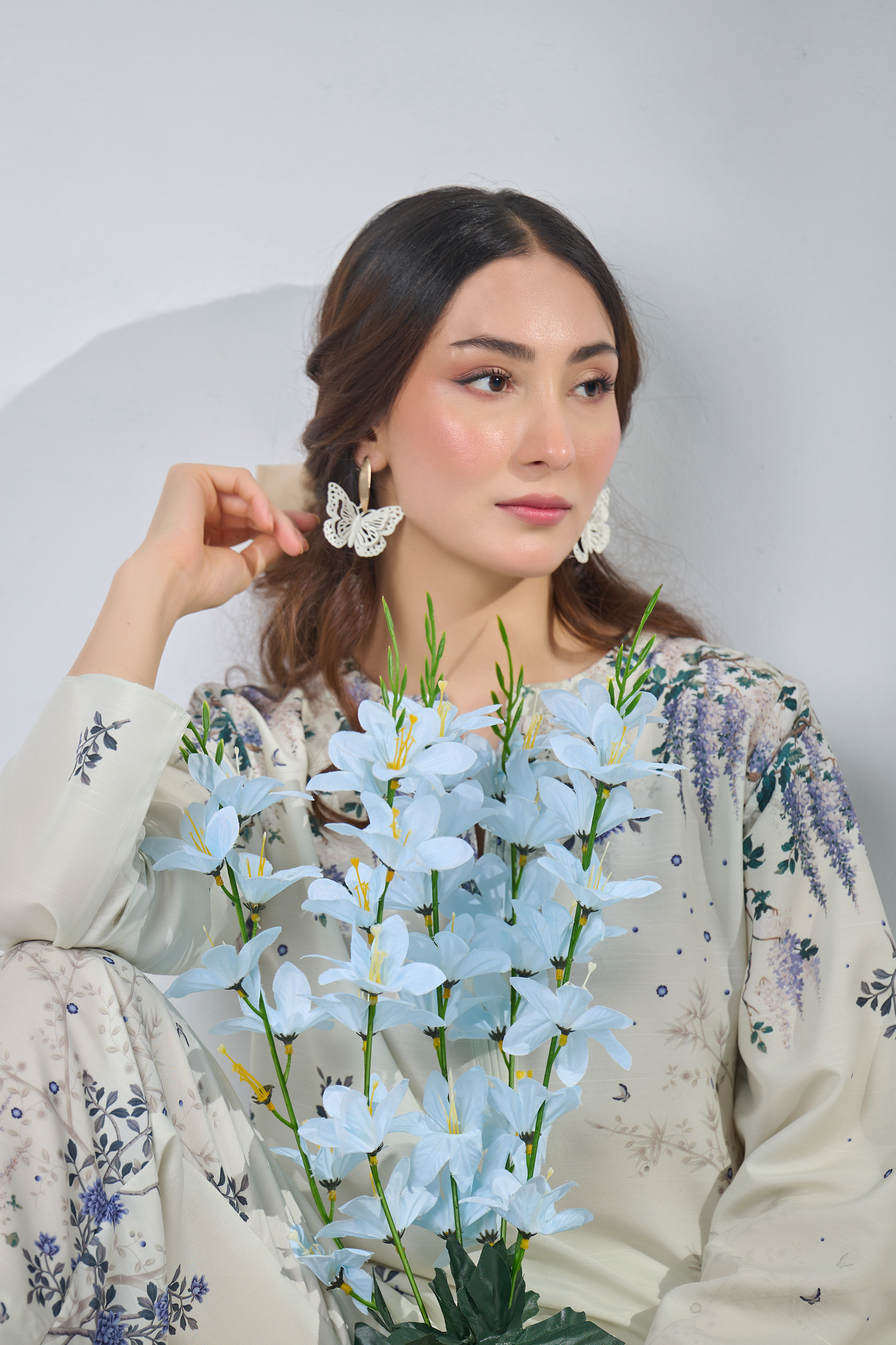 WHITE STUNNER Comfort Fit Turkish Cords Set with Premium Digital Print