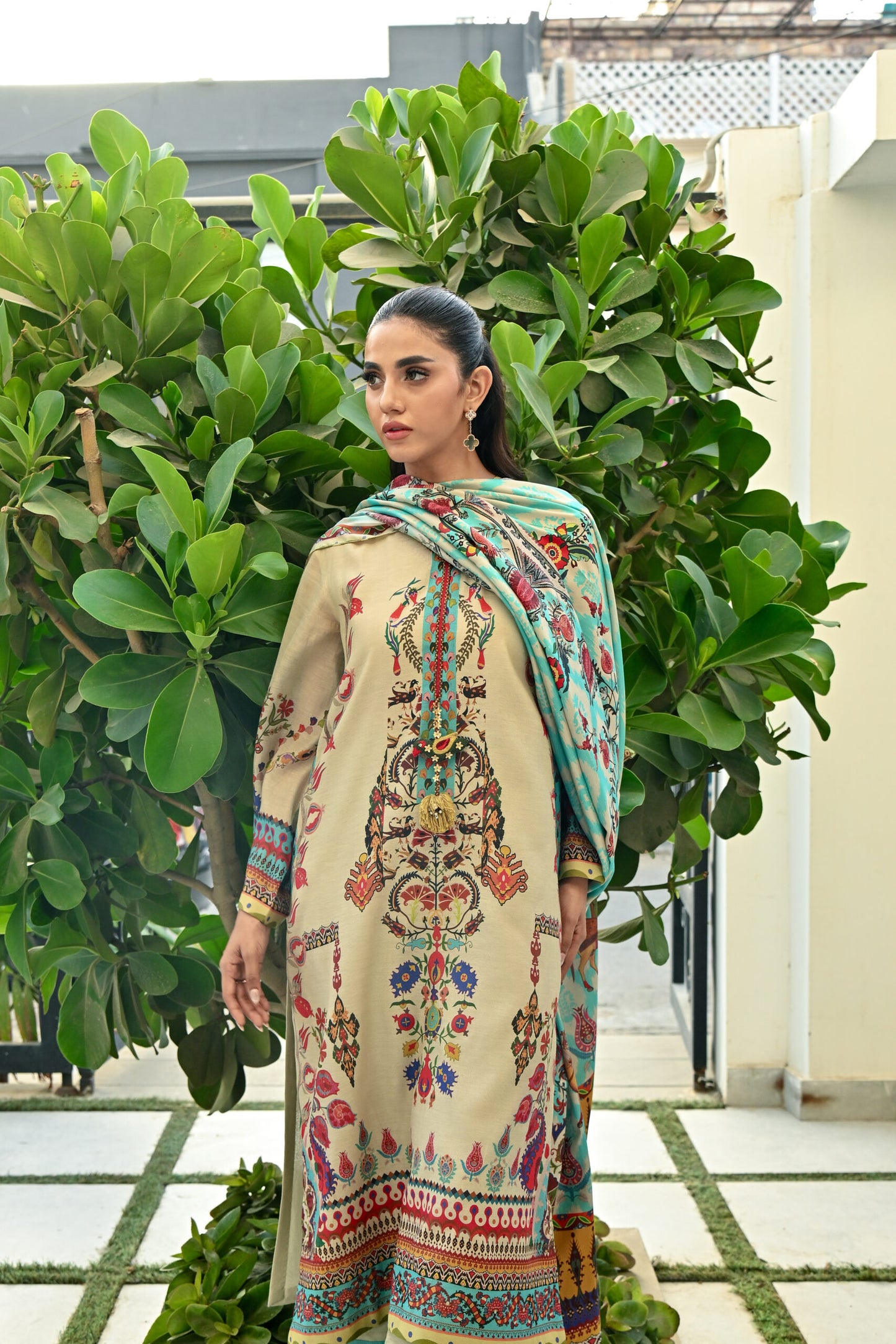 BEIGE BLOSSOM ( pakistani 3 pc set with dupatta) READYTOWEAR