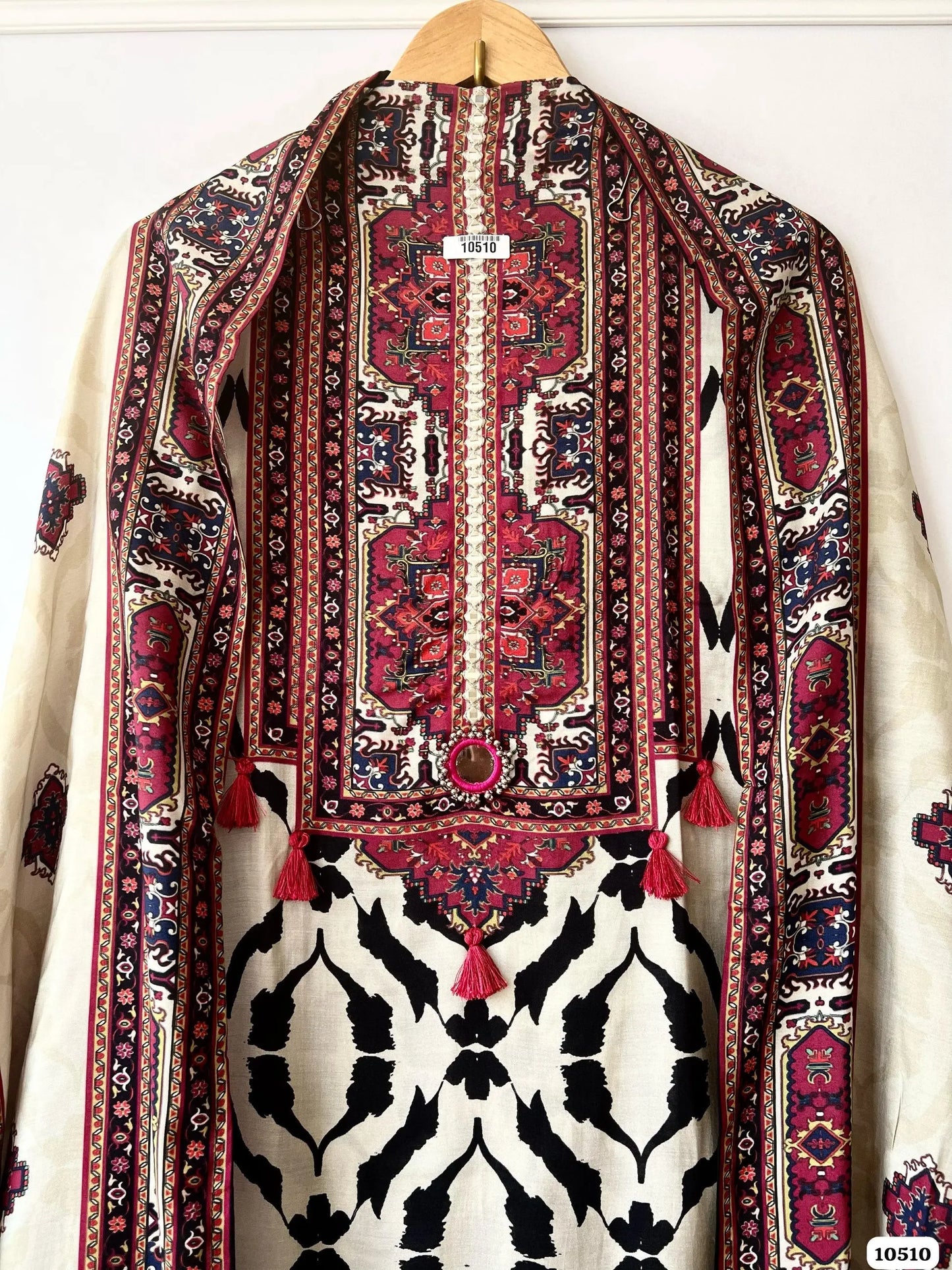 Ivory Noir Pure Muslin Unstitched 3-Piece Set with Digital Print & Mirror Highlights | Aminah Designs - Aminah Designs