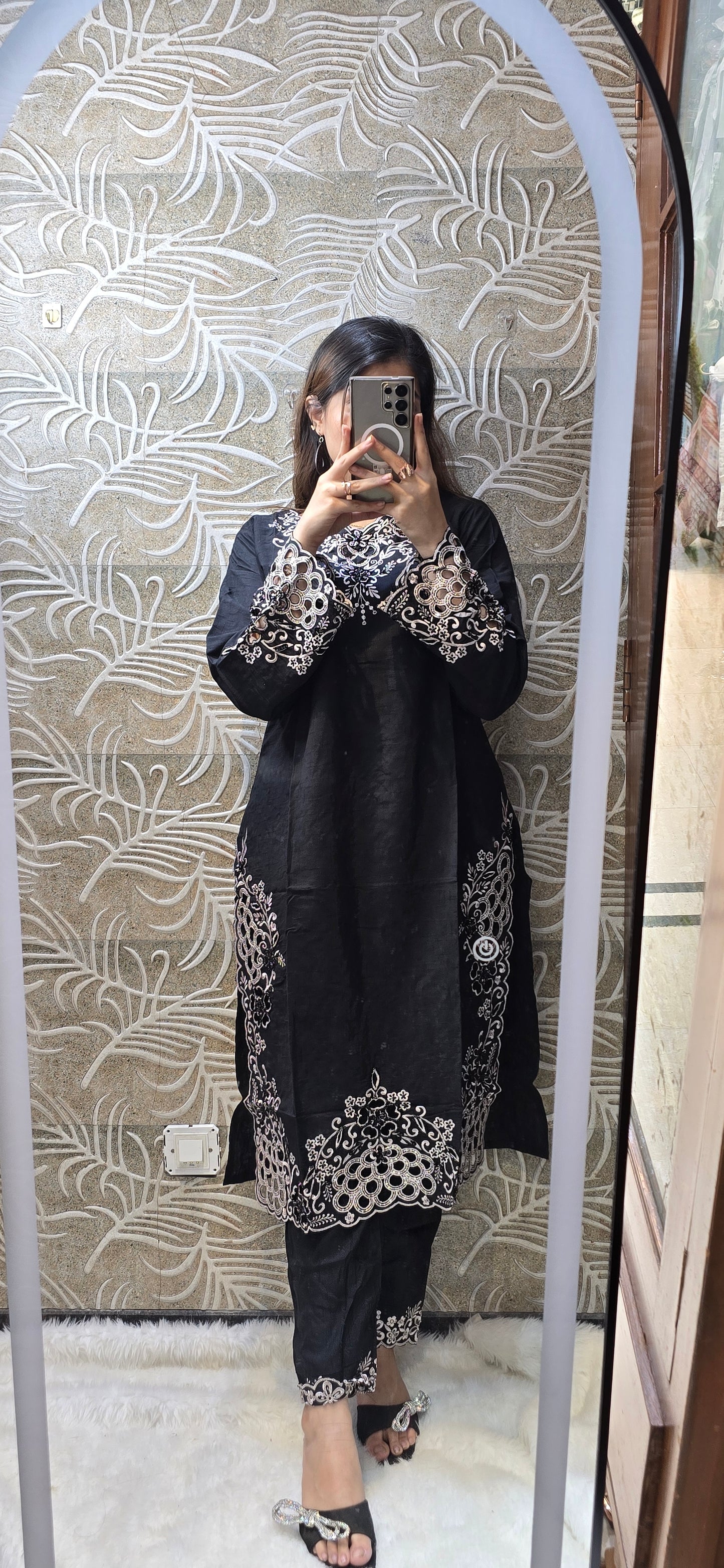 BLACK MAGIC (CUTWORK 3PC)