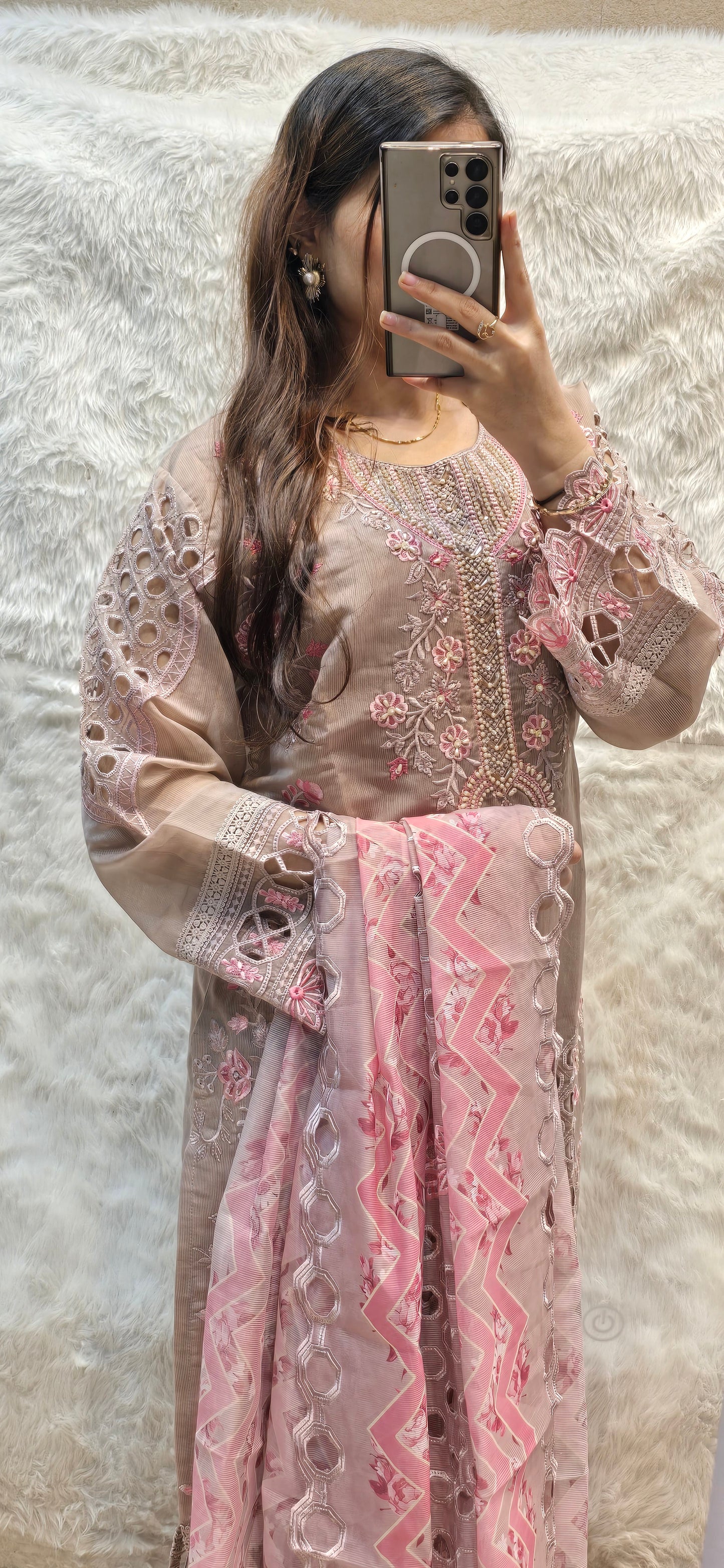 CUTWORK CHARM ( 3pc readytowear )