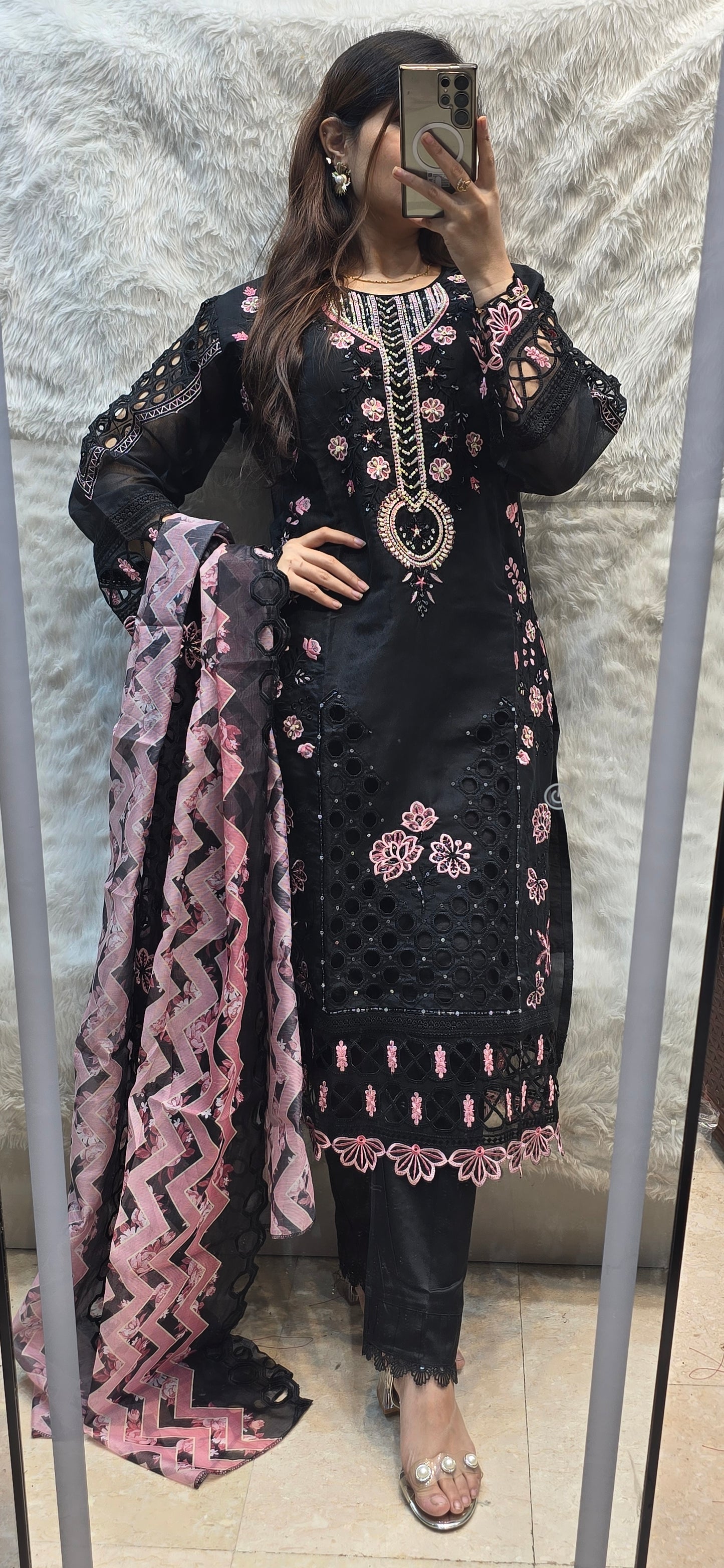 CUTWORK CHARM ( 3pc readytowear )