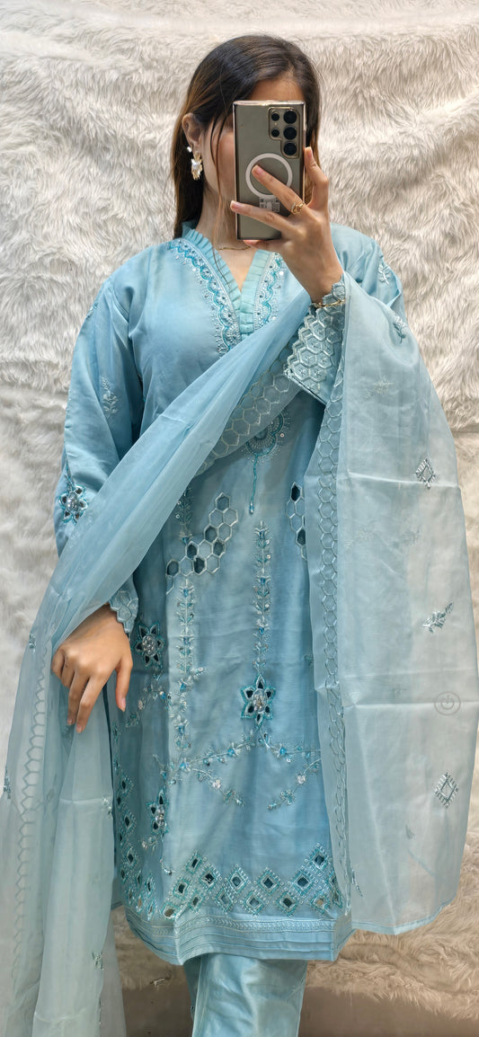 AZURE CUTWORK 3PC SET (readytowear)