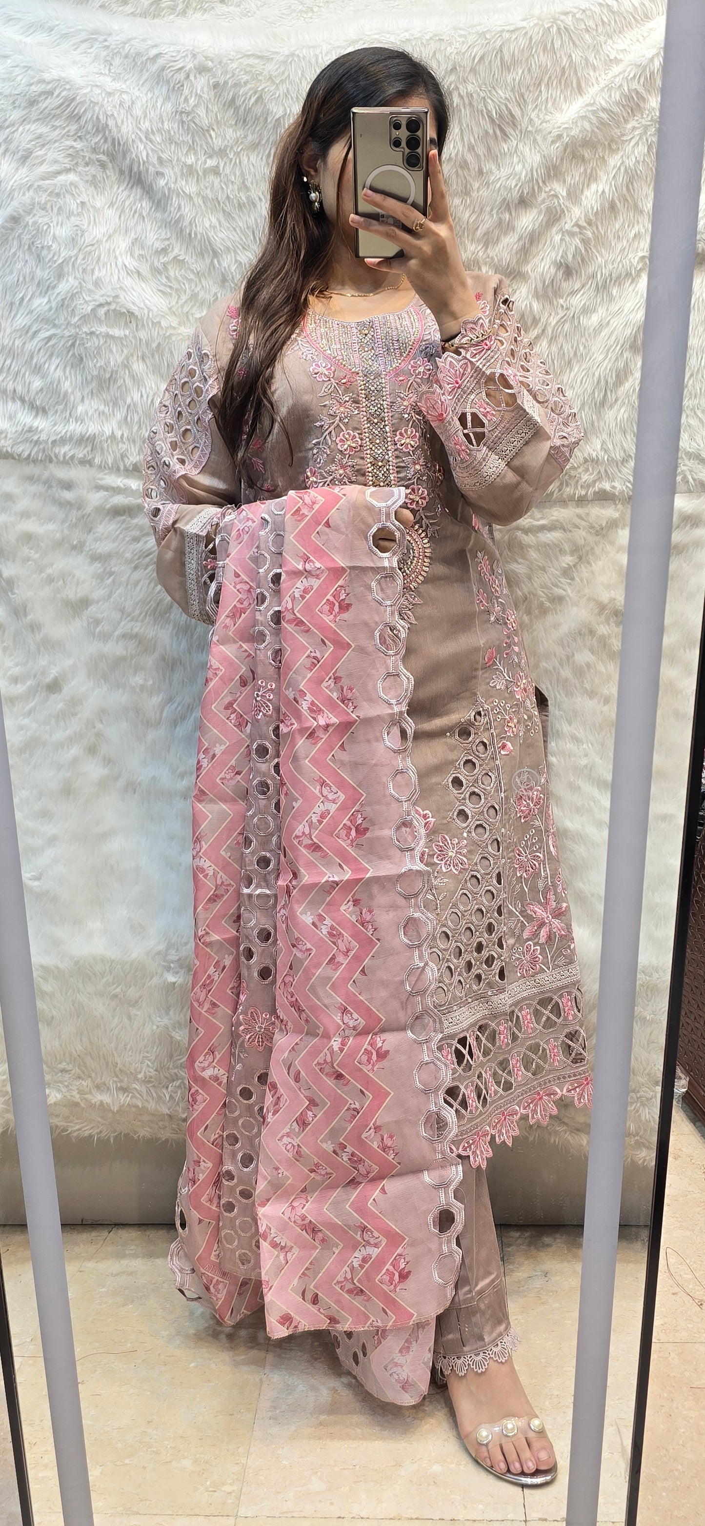 CUTWORK CHARM ( 3pc readytowear )