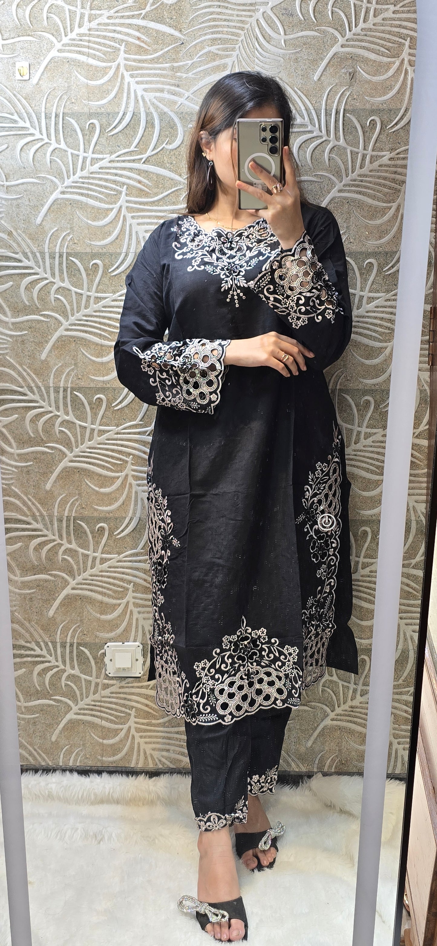 BLACK MAGIC (CUTWORK 3PC)