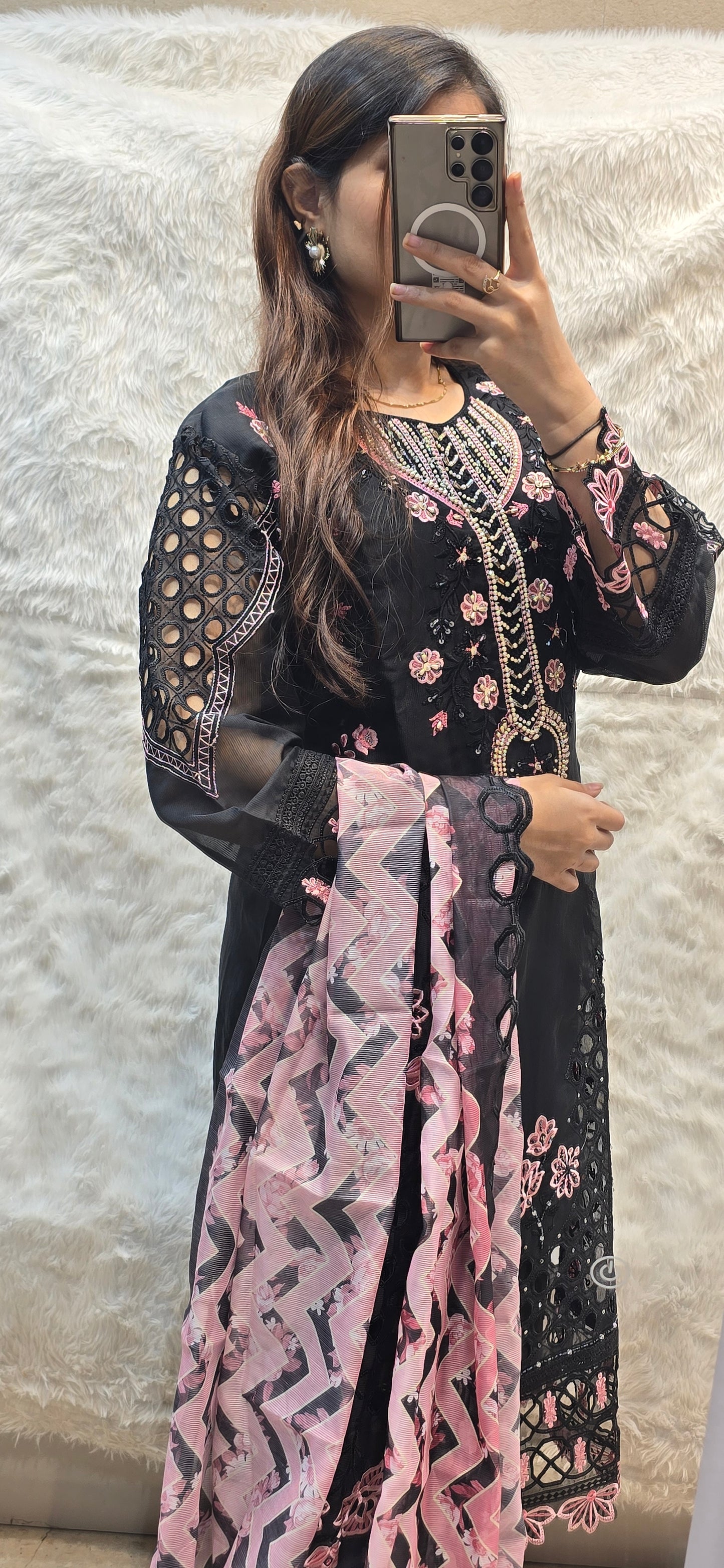 CUTWORK CHARM ( 3pc readytowear )