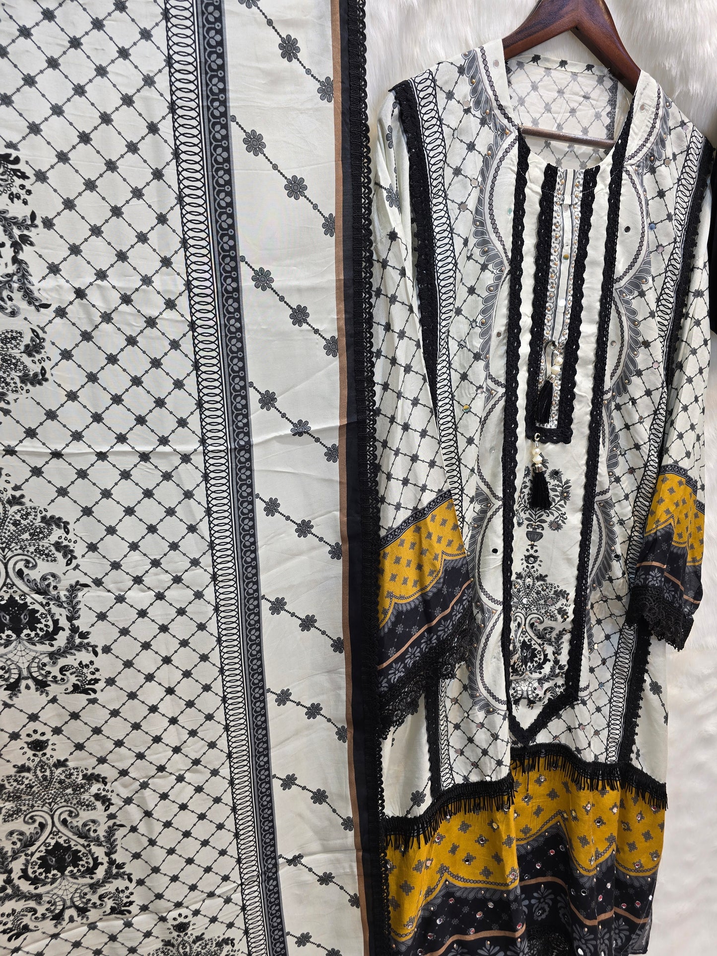 PURE MUZLIN 3 PC SET SEMI STITCHED WHITE AND BLACK WITH BEAUTIFUL LACE WORK AND MIRROR WORK