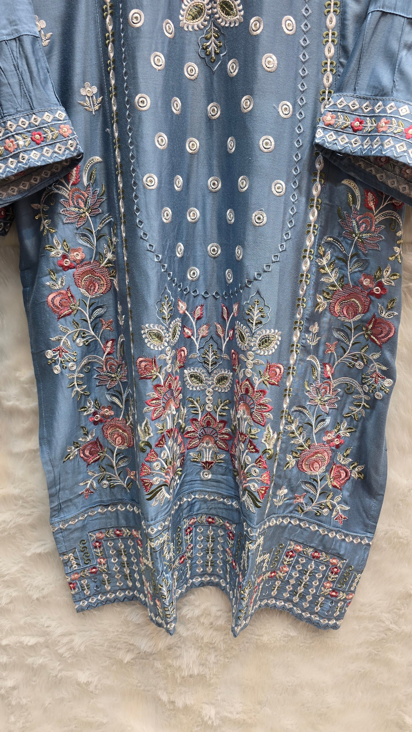 GIZA COTTON WITH MULTI EMBROIDERY AND TUSSELS ON THE NECK