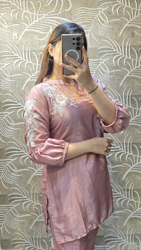 IMPORTED FABRIC WITH FULL HANDWORK ON THE NECKLINE AND FRONT