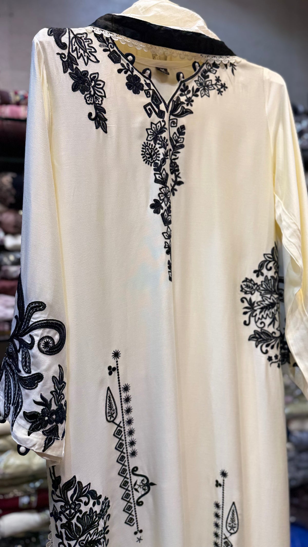 NOOR KAFTAN / AM-0003