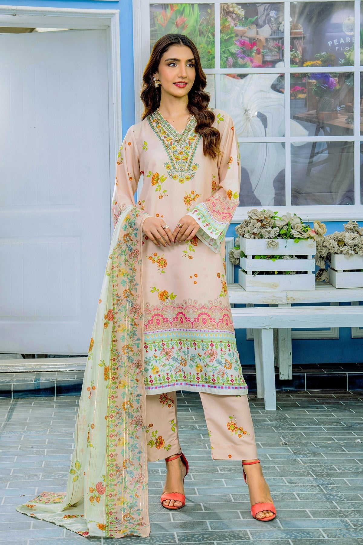 V NECK PAKISTANI PRINTED LONG 3PC SET WITH DUPATTA | AMINAH DESIGNS Aminah Designs