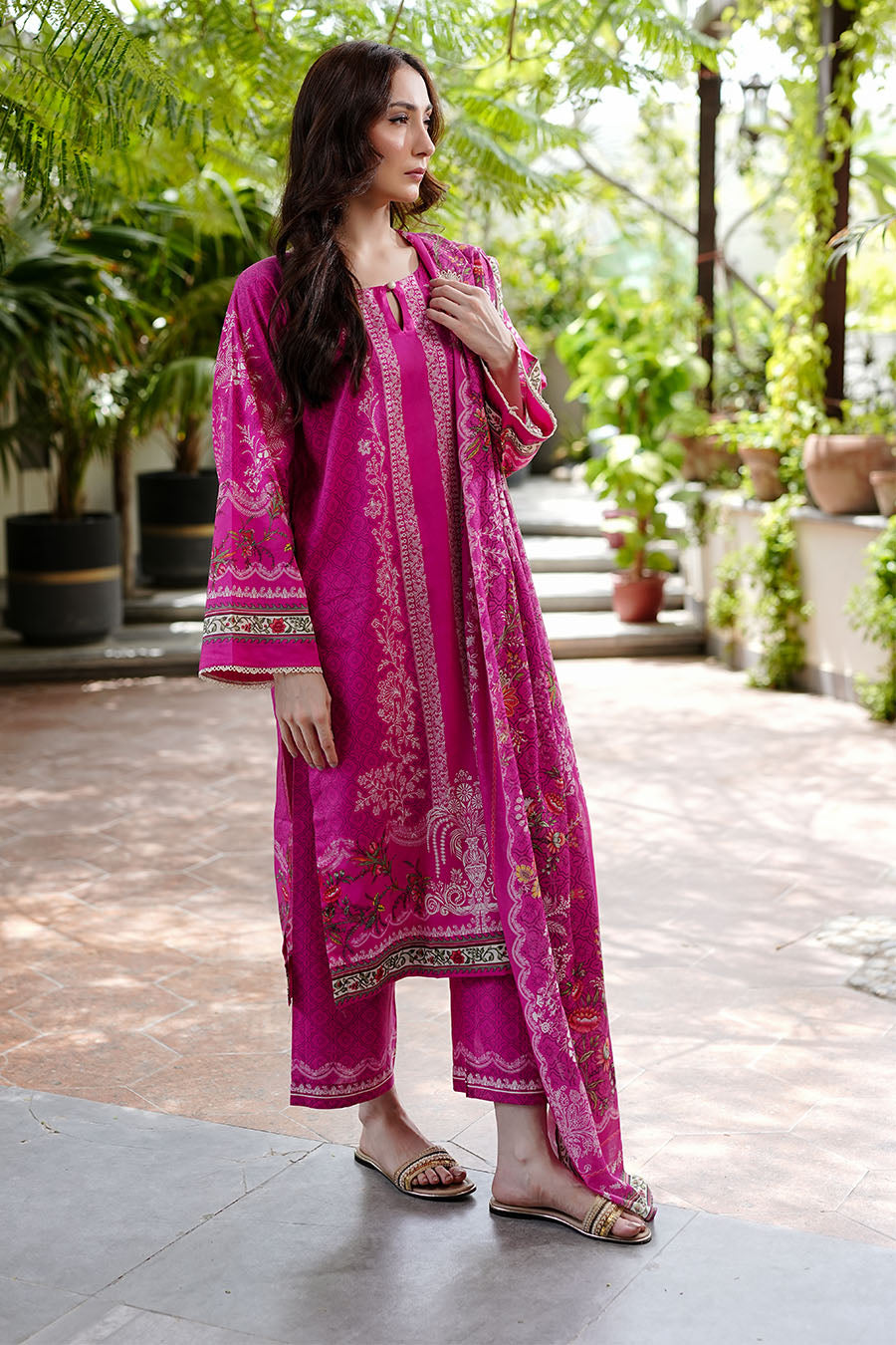 Fuchsia Snow Bloom 3PC Pakistani Lawn Printed Set with Dupatta | White Highlight Design – Aminah Designs Aminah Designs