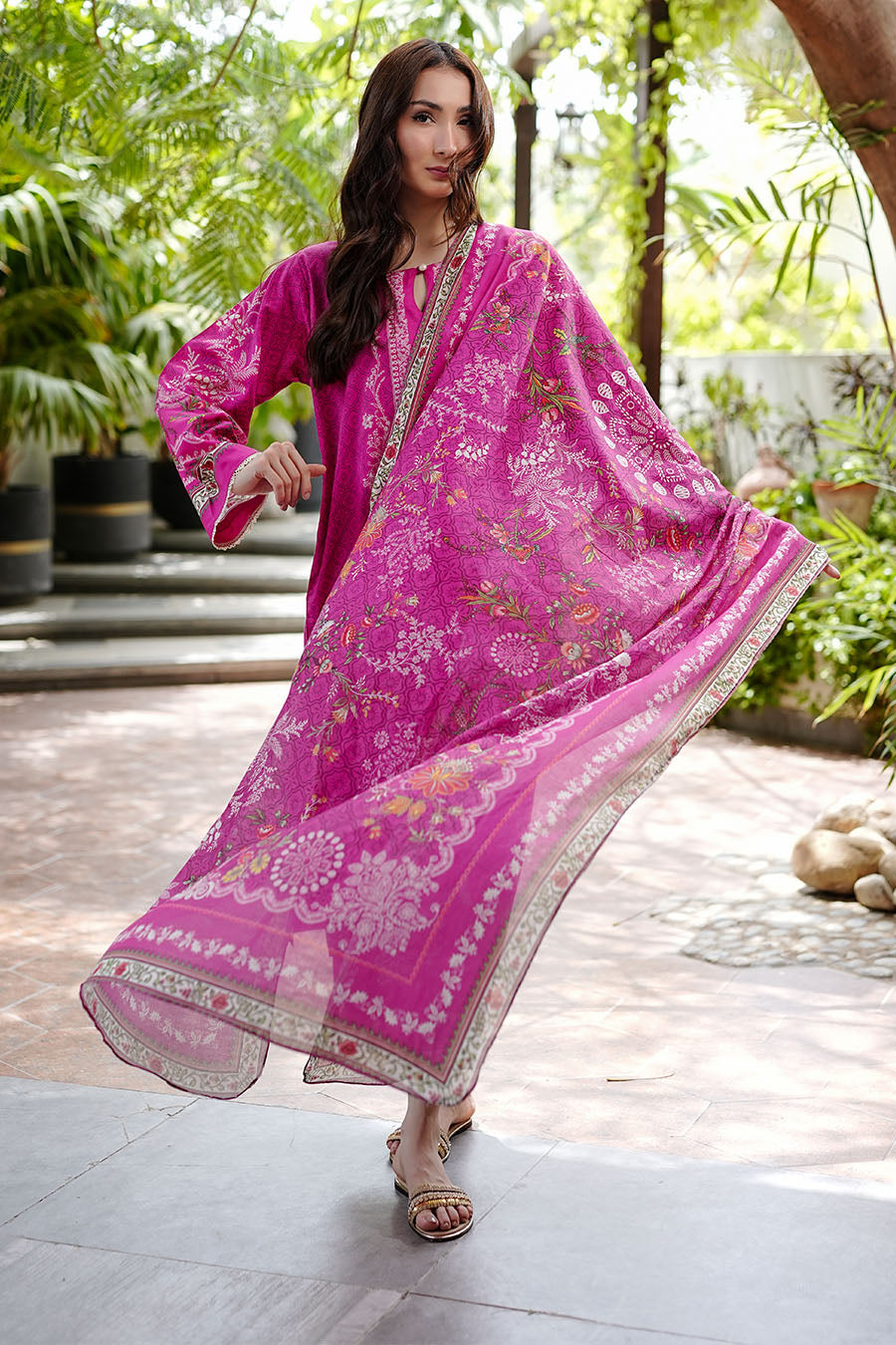 Fuchsia Snow Bloom 3PC Pakistani Lawn Printed Set with Dupatta | White Highlight Design – Aminah Designs Aminah Designs