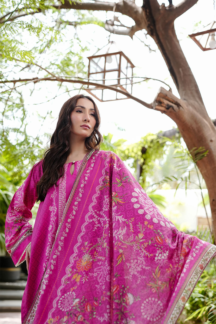 Fuchsia Snow Bloom 3PC Pakistani Lawn Printed Set with Dupatta | White Highlight Design – Aminah Designs Aminah Designs