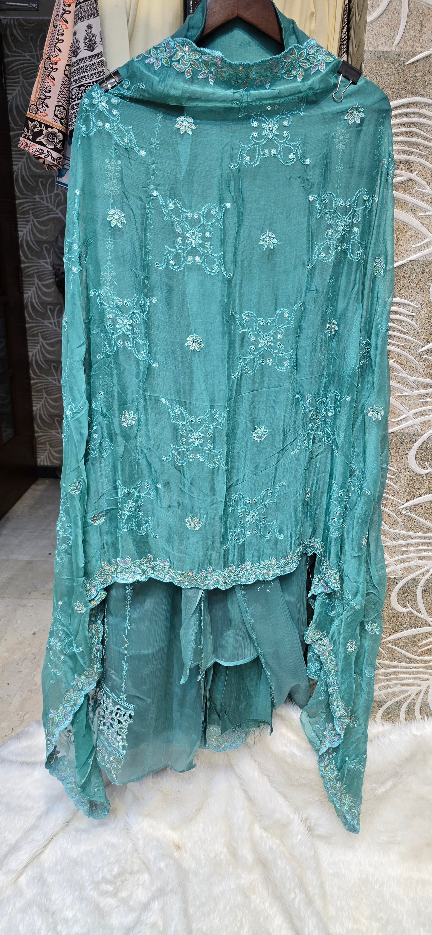 3 PC FULLY EMBROIDERED  TURQUOISE COLOR PURE VISCOSE SET WITH CHIFFON DUPATTA
