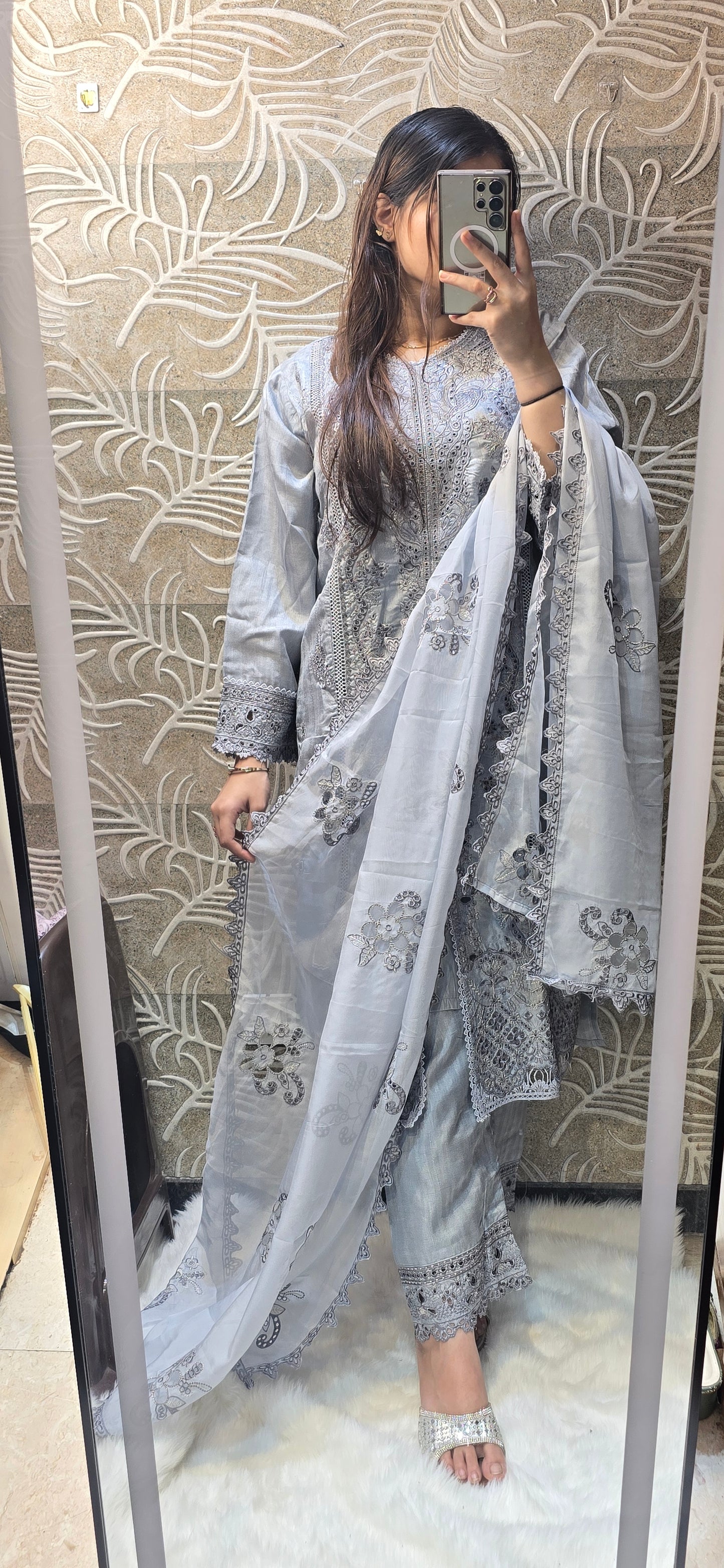 NOOR (cutwork 3 pc set readytowear)